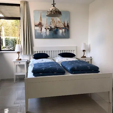 Exklusive-Ferienwohnung-Mit-Terrasse Appartement *